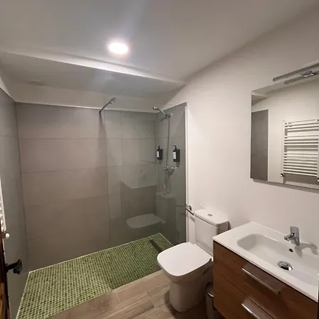 Velasco Cabanas de Polendos