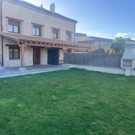 Velasco Cabanas de Polendos