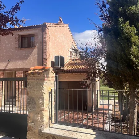 Velasco Cabanas de Polendos