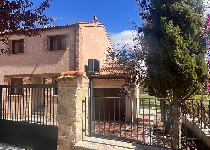 Velasco Cabanas de Polendos